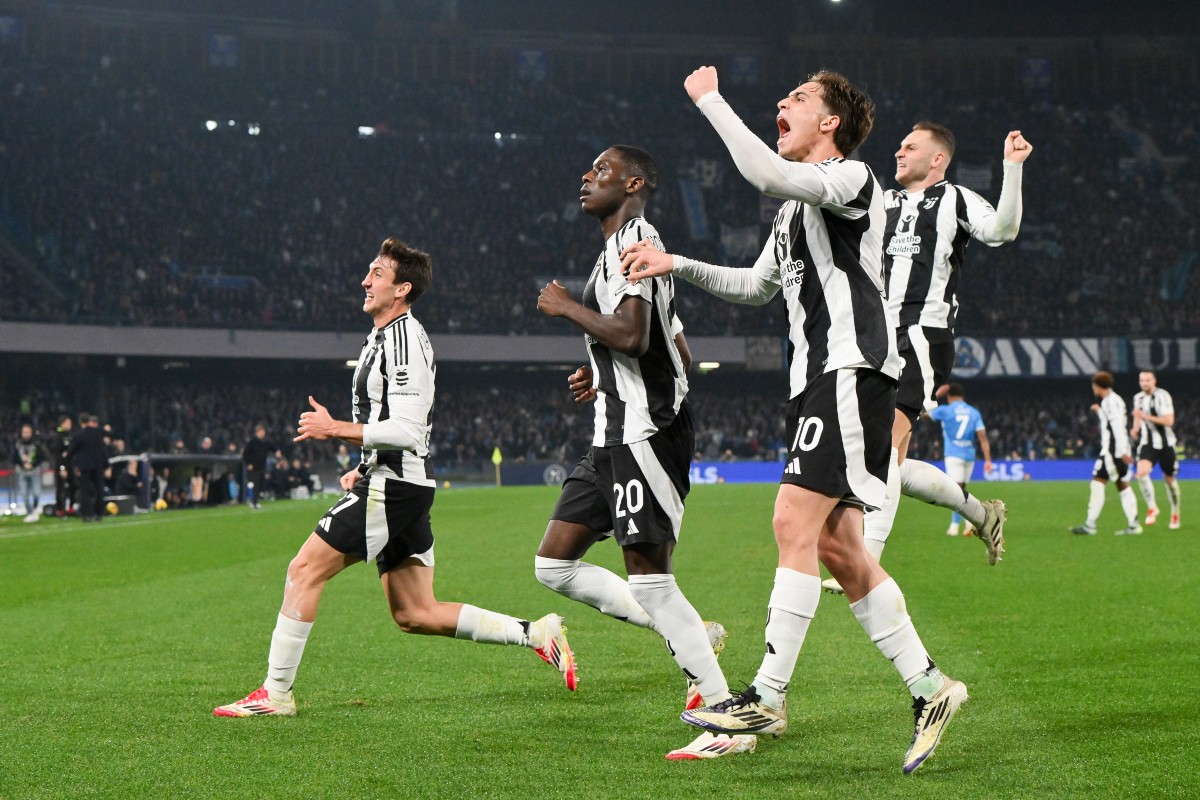 Esultanza della Juventus al gol di Randal Kolo Muani in Napoli-Juventus del 25 gennaio 2025